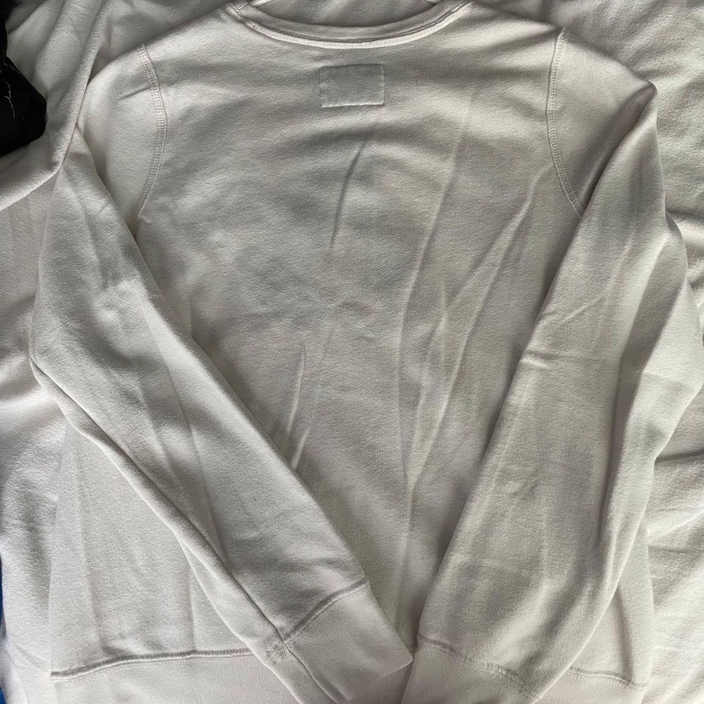 A&F Crewneck - Picture 3 of 4